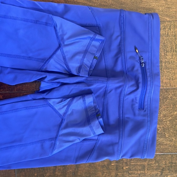 Lululemon leggings - Picture 3 of 3